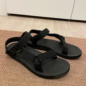 Teva Original Sandals in Black - Size 8